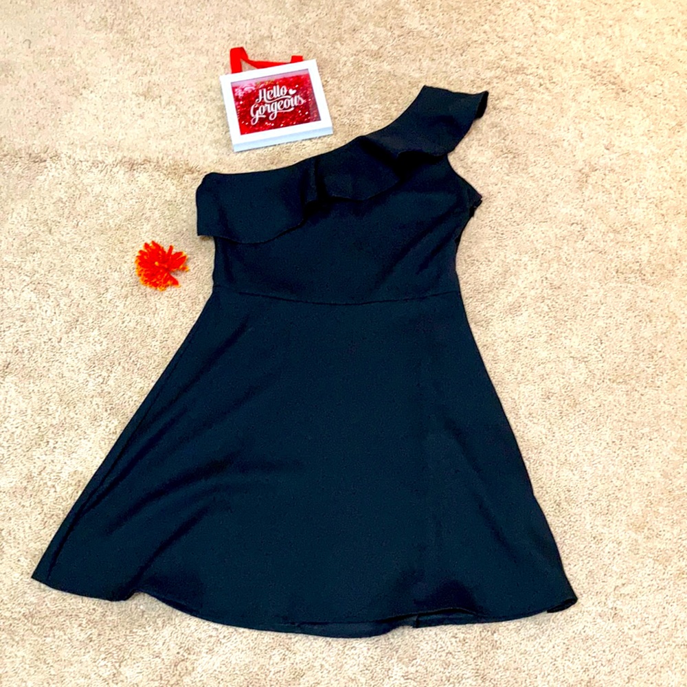 Banana Republic Little Black Dress [LBD].